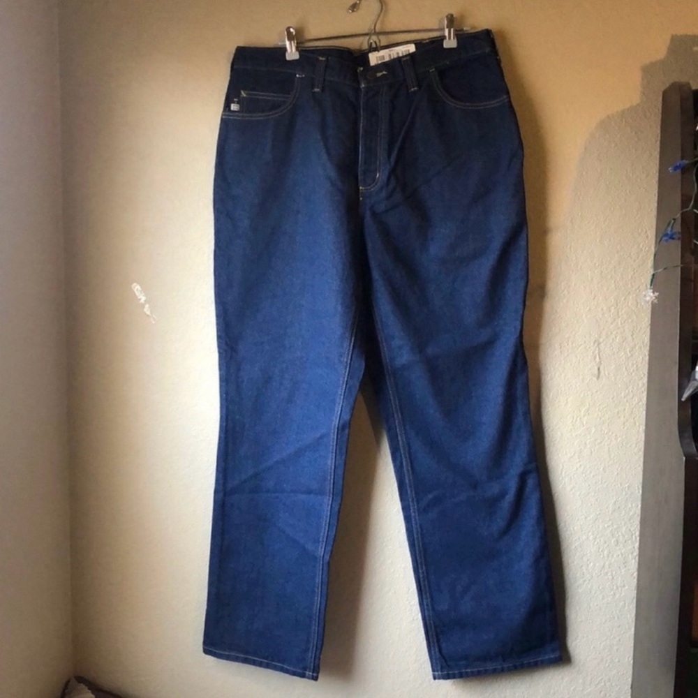 New Carhartt Jeans Men’s Straight Leg Denim Blue Jeans Size 38X32 Casual Classic
